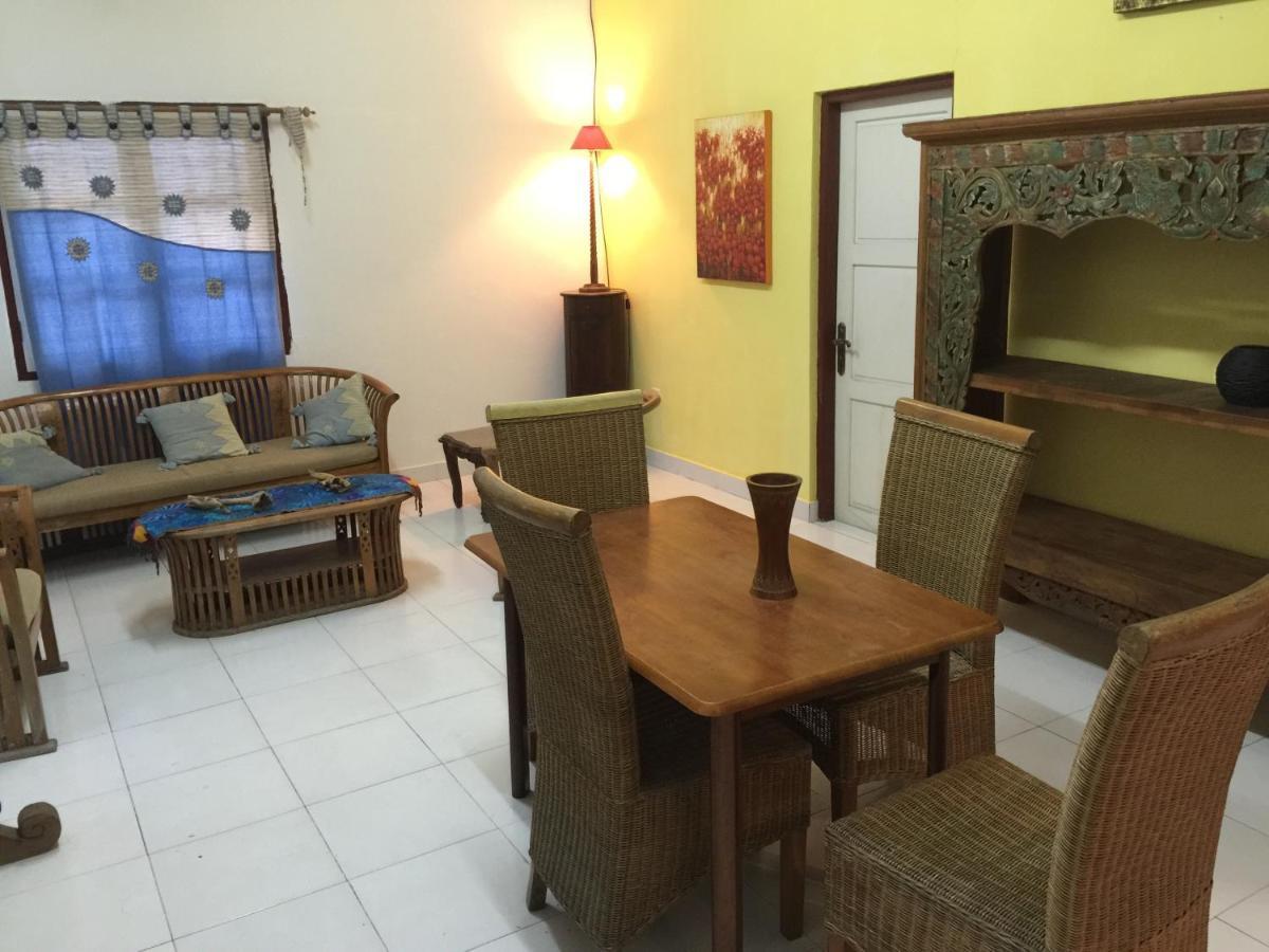 Casa Do Sandalo Boutique Guest House ディリ エクステリア 写真